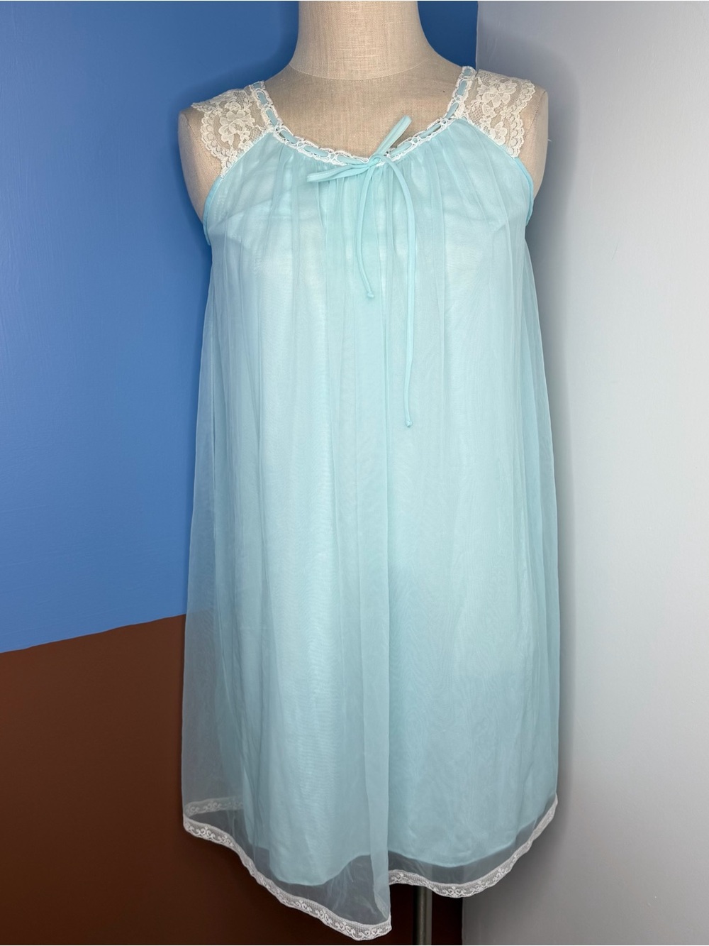 Vintage 60’s Miss Elaine Light Aqua Nightie Lace Nightgown Small Petite